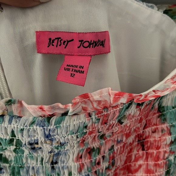 Betsey Johnson Garden Dress! 🌸🌺🌼 - Picture 5 of 7